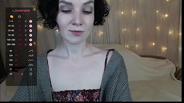 TinaWince online show from January 17, 2025, 8:13 am
