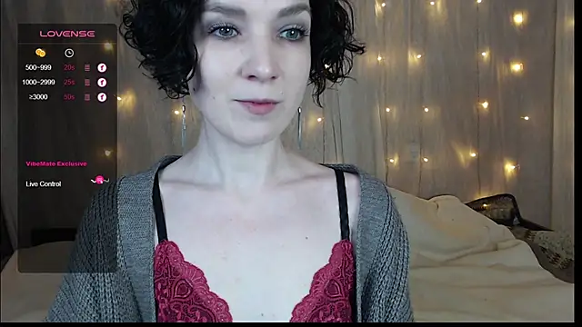 TinaWince online show from January 13, 2025, 5:12 am