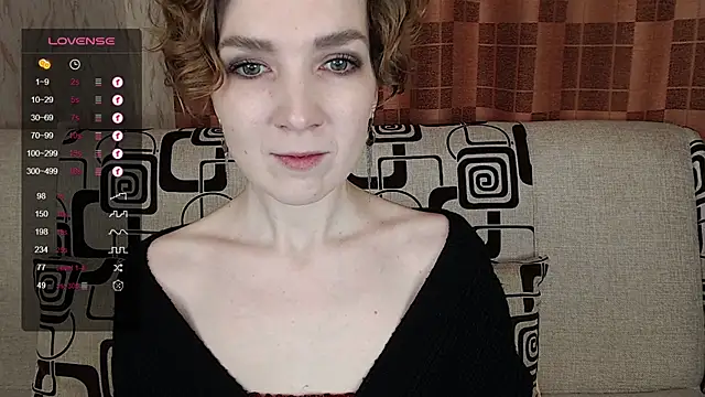 TinaWince online show from January 11, 2026, 4:41 am