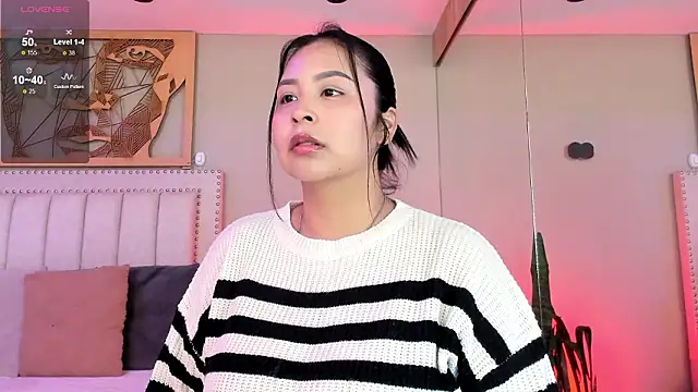  alaiasmile  online show from March 4, 2026, 7:32 pm