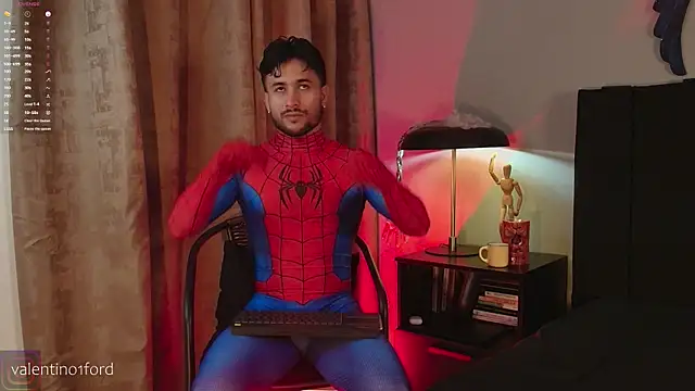 Valentinoford online show from October 31, 2025, 10:05 pm