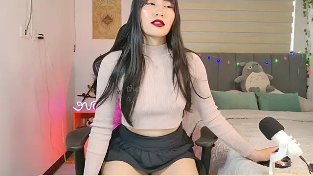 Snapshot of _thaeltaylor chatting on November 5, 2025, 8:45 pm thaeltaylor online show from November 5, 2025, 8:45 pm