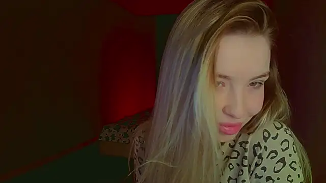 Snapshot of mia_raspberrie chatting on March 16, 2025, 1:28 am mia raspberrie online show from March 16, 2025, 1:28 am