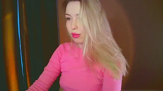 Snapshot of mia_raspberrie chatting on December 6, 2024, 8:21 am mia raspberrie online show from December 6, 2024, 8:21 am