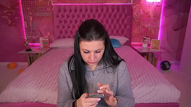 ArianaDarkk online show from November 5, 2025, 6:55 pm