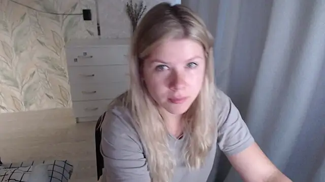 MelissaXKinky online show from October 6, 2025, 2:35 am