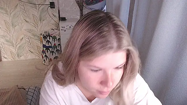 MelissaXKinky online show from September 30, 2025, 2:39 am