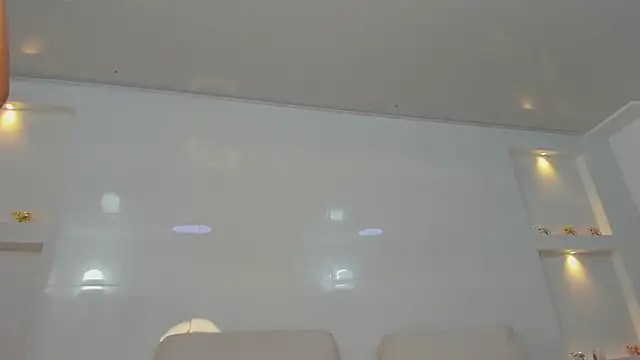 Dalia-Prada online show from April 15, 2026, 3:45 am