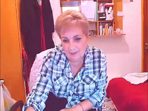 Victoria5643 online show from September 30, 2025, 6:14 pm