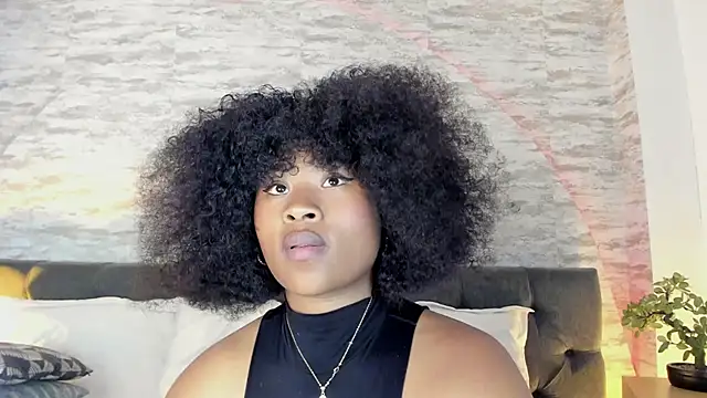 Snapshot of Anneth__M chatting on October 11, 2025, 7:59 pm Anneth  M online show from October 11, 2025, 7:59 pm