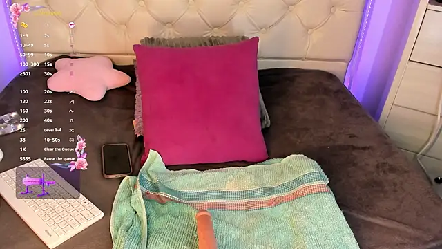 Snapshot of Chanttall_ chatting on March 11, 2025, 7:57 am Chanttall online show from March 11, 2025, 7:57 am