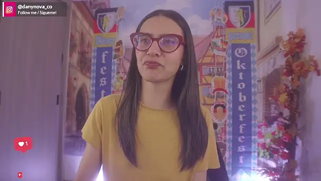 Snapshot of DanyNova_Co chatting on September 27, 2025, 9:10 pm DanyNova Co online show from September 27, 2025, 9:10 pm