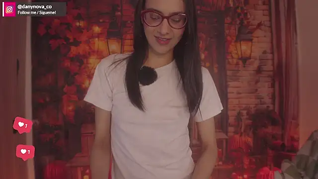 Snapshot of DanyNova_Co chatting on September 20, 2025, 9:09 pm DanyNova Co online show from September 20, 2025, 9:09 pm