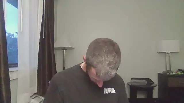 Snapshot of HungStud4You chatting on September 20, 2025, 11:43 pm HungStud4You online show from September 20, 2025, 11:43 pm