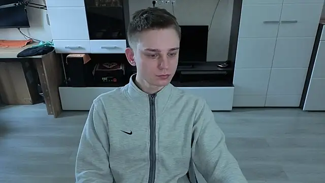 Snapshot of angryzan chatting on November 12, 2025, 6:17 am angryzan online show from November 12, 2025, 6:17 am