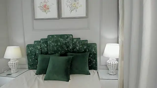 Snapshot of ana_beckett chatting on September 19, 2025, 10:19 am ana beckett online show from September 19, 2025, 10:19 am