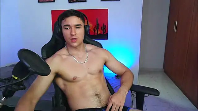 Justin falcon  online show from December 12, 2024, 5:04 pm