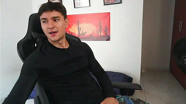 Justin falcon  online show from March 5, 2025, 10:10 pm