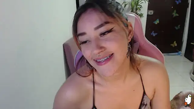 littleangel1 m online show from October 20, 2025, 10:10 pm