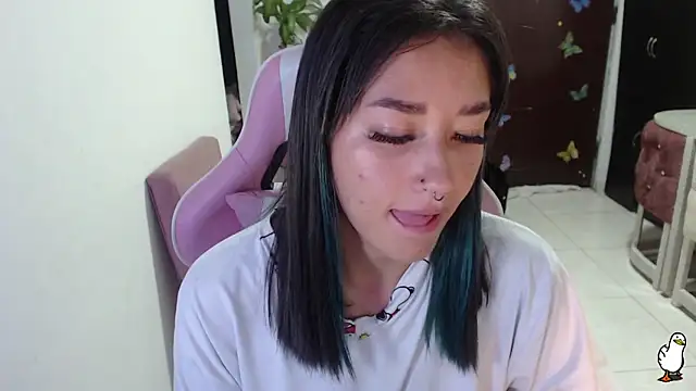 littleangel1 m online show from February 12, 2026, 6:35 am