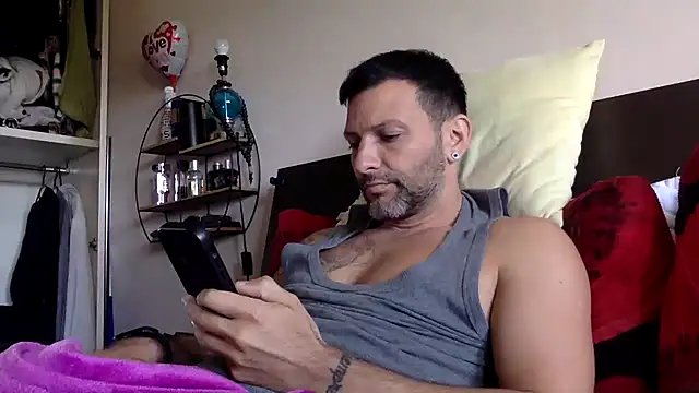 goroasroma90 online show from April 10, 2026, 1:18 pm