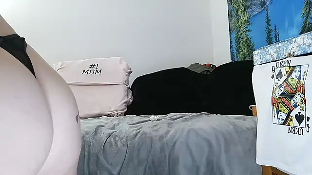 Venus22cumin online show from January 7, 2026, 6:57 pm