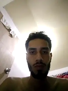 jhon01000 online show from June 5, 2026, 7:14 am