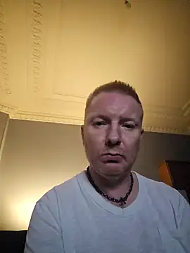 Snapshot of walker1979 chatting on September 27, 2025, 4:35 pm walker1979 online show from September 27, 2025, 4:35 pm