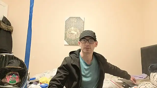 hailzeffn online show from March 11, 2026, 11:32 pm