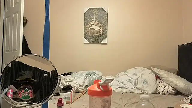 hailzeffn online show from March 31, 2026, 11:56 am