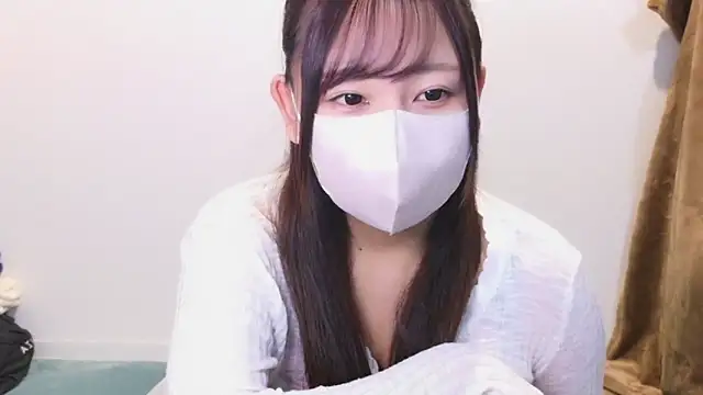 YUTSU KI online show from January 3, 2025, 9:47 pm