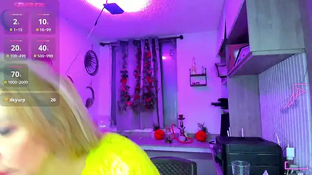  cristal ayala online show from May 8, 2026, 11:41 pm
