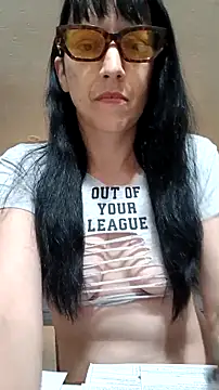 whitetrashdirtyslut online show from December 4, 2024, 10:51 am