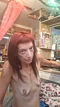 whitetrashdirtyslut online show from July 1, 2026, 8:20 pm