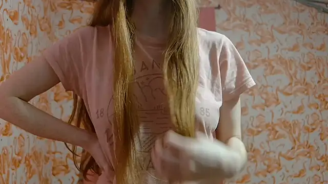 strawberrysmoothie online show from April 15, 2026, 1:44 am