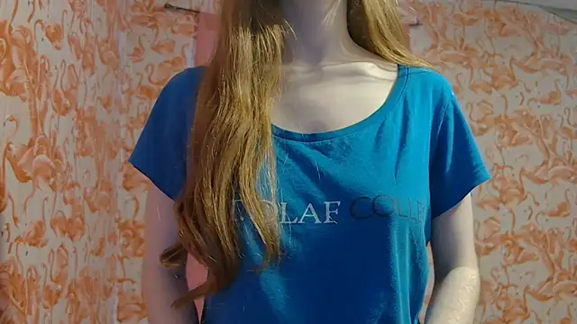 Snapshot of strawberrysmoothie chatting on October 14, 2025, 6:41 pm strawberrysmoothie online show from October 14, 2025, 6:41 pm