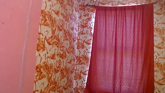 Snapshot of strawberrysmoothie chatting on September 14, 2025, 6:41 pm strawberrysmoothie online show from September 14, 2025, 6:41 pm