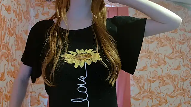 Snapshot of strawberrysmoothie chatting on September 19, 2025, 7:07 pm strawberrysmoothie online show from September 19, 2025, 7:07 pm