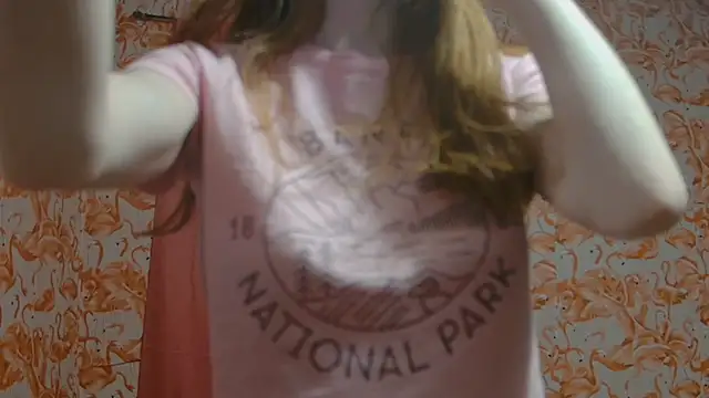 Snapshot of strawberrysmoothie chatting on February 18, 2025, 4:04 am strawberrysmoothie online show from February 18, 2025, 4:04 am