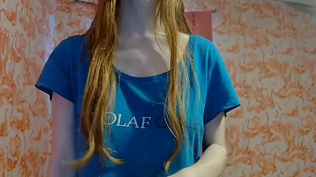 Snapshot of strawberrysmoothie chatting on September 22, 2025, 7:31 pm strawberrysmoothie online show from September 22, 2025, 7:31 pm