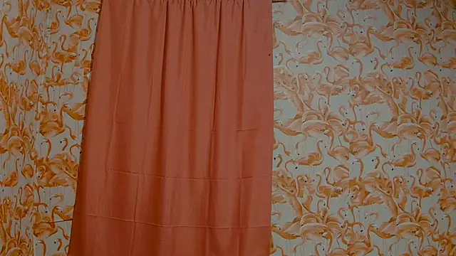 Snapshot of strawberrysmoothie chatting on January 3, 2025, 12:43 am strawberrysmoothie online show from January 3, 2025, 12:43 am