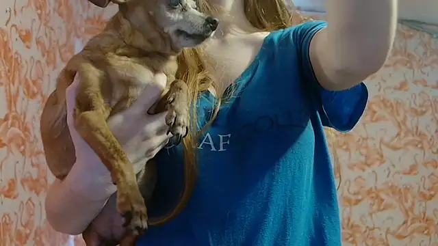 Snapshot of strawberrysmoothie chatting on October 17, 2025, 5:59 pm strawberrysmoothie online show from October 17, 2025, 5:59 pm