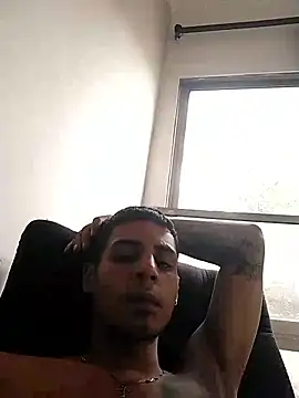 Snapshot of Tattohott chatting on September 25, 2025, 12:33 pm Tattohott online show from September 25, 2025, 12:33 pm
