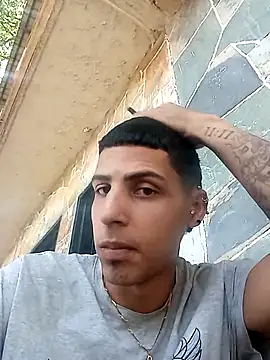 Snapshot of Tattohott chatting on September 9, 2025, 4:38 pm Tattohott online show from September 9, 2025, 4:38 pm