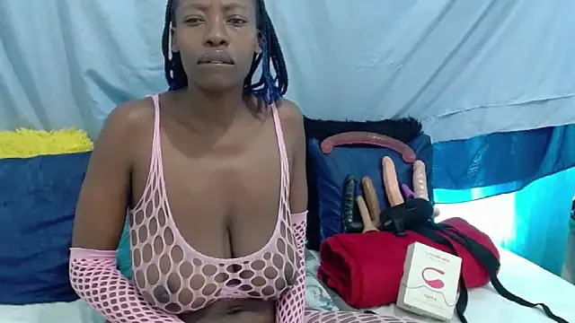 chocolatemix44 online show from April 5, 2026, 5:47 am