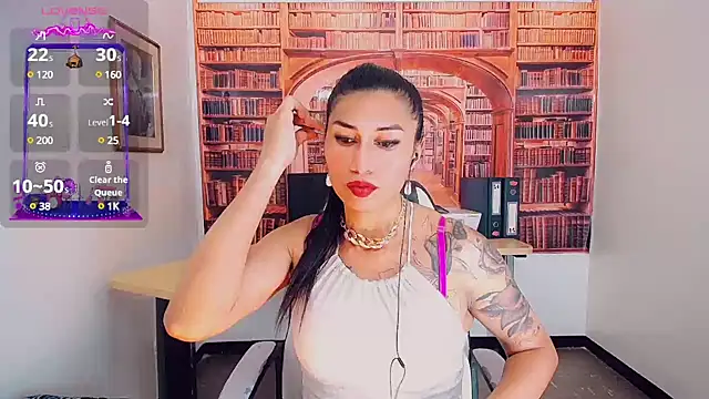 khiara moretti online show from February 4, 2025, 10:34 pm