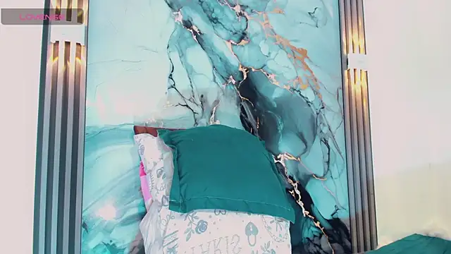 Snapshot of khiara_moretti chatting on February 3, 2026, 11:37 am khiara moretti online show from February 3, 2026, 11:37 am