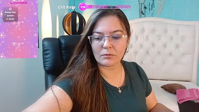 MsJossie online show from October 3, 2025, 3:30 am