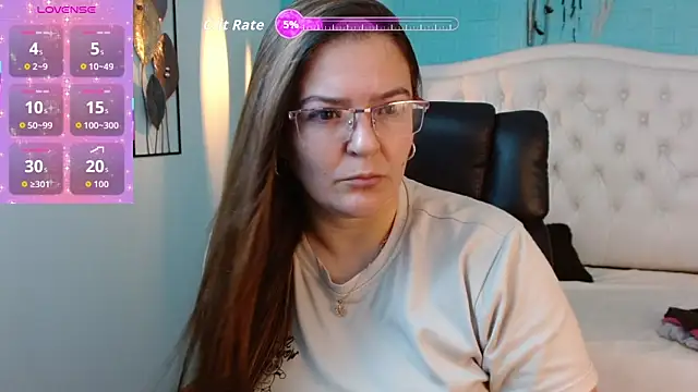 MsJossie online show from September 30, 2025, 5:24 am