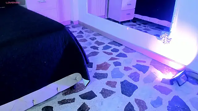 Snapshot of Agathaargent_ chatting on October 12, 2025, 4:36 am Agathaargent  online show from October 12, 2025, 4:36 am